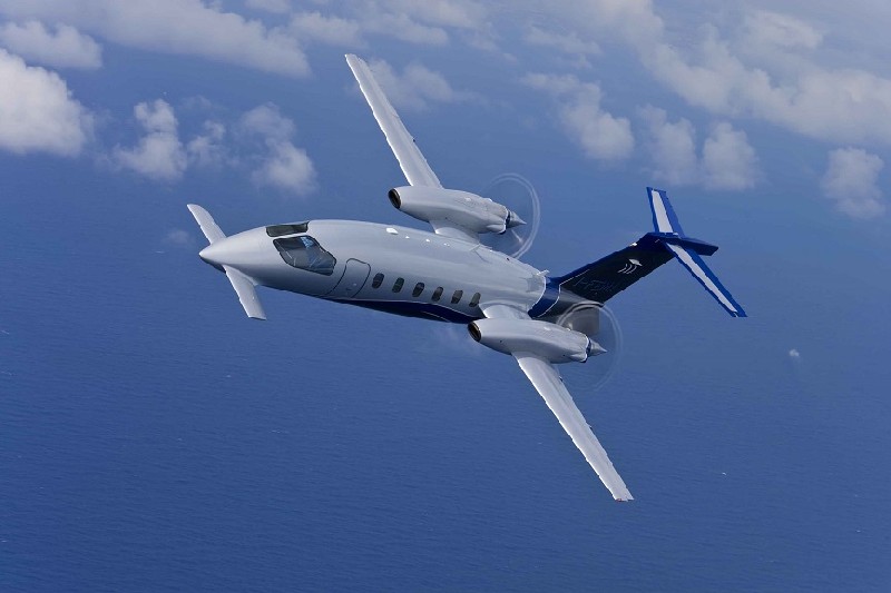 бизнес джет Piaggio Avanti P180 в Украине